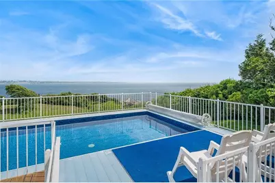 205 Indian Avenue, Portsmouth, RI 02871 - Photo 9