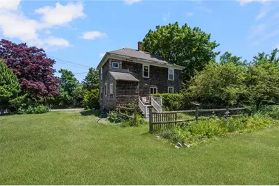 469 Wapping Road, Portsmouth, RI 02871 - Photo 5
