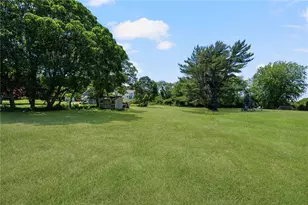 469 Wapping Rd, Portsmouth, RI 02871 - Photo 11
