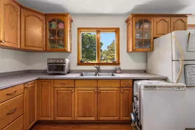 469 Wapping Road, Portsmouth, RI 02871 - Photo 25