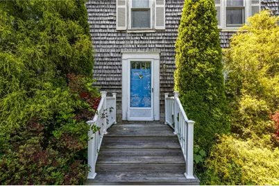 469 Wapping Road, Portsmouth, RI 02871 - Photo 3