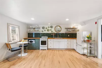 27 Padelford Street, Providence, RI 02906 - Photo 9