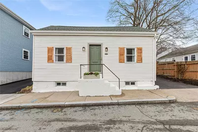 27 Padelford Street, Providence, RI 02906 - Photo 5