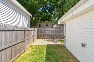116 Ardway Ave, Warwick, RI 02889 - Photo 21