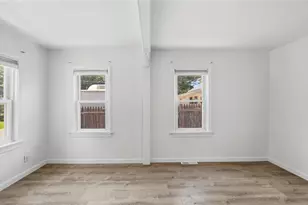 116 Ardway Ave, Warwick, RI 02889 - Photo 5