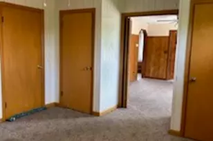 10 Holland St, Cranston, RI 02920 - Photo 7