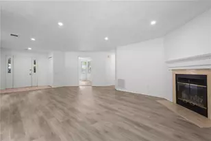 43 Trellis Dr, West Warwick, RI 02893 - Photo 7