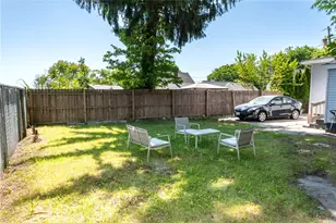 33 Ridge St St, Cranston, RI 02920 - Photo 5
