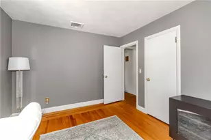 111 Isabella Ave, Providence, RI 02908 - Photo 23