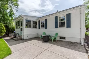 111 Isabella Ave, Providence, RI 02908 - Photo 35