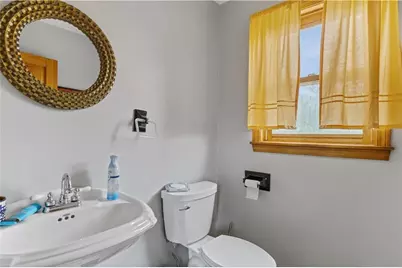 2 Easton Terrace, Middletown, RI 02842 - Photo 41