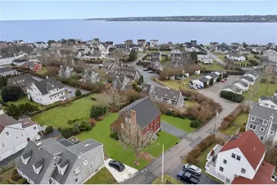 2 Easton Terrace, Middletown, RI 02842 - Photo 3