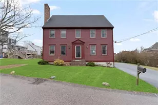 2 Easton Terrace, Middletown, RI 02842 - Photo 5