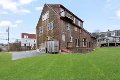 2 Easton Terrace, Middletown, RI 02842 - Photo 7