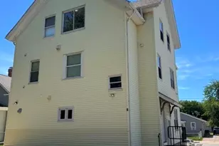 28 Gooding St, Pawtucket, RI 02860 - Photo 19