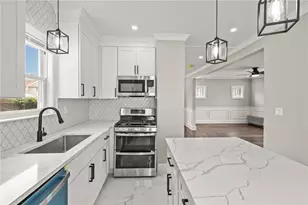 200 Narragansett Ave, Providence, RI 02907 - Photo 13