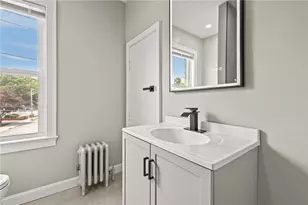 200 Narragansett Ave, Providence, RI 02907 - Photo 27