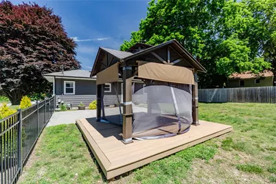 18 Hattie Avenue, Smithfield, RI 02828 - Photo 39