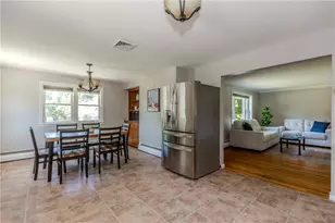 18 Hattie Ave, Smithfield, RI 02828 - Photo 9