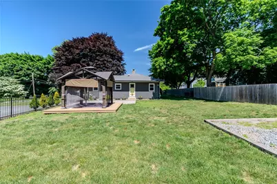 18 Hattie Avenue, Smithfield, RI 02828 - Photo 35
