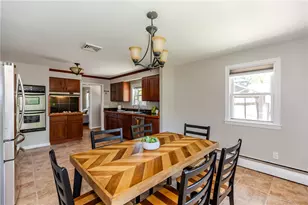 18 Hattie Ave, Smithfield, RI 02828 - Photo 15
