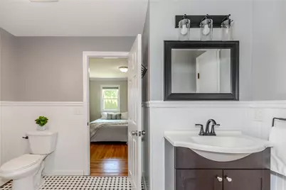 18 Hattie Avenue, Smithfield, RI 02828 - Photo 23