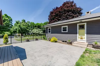18 Hattie Avenue, Smithfield, RI 02828 - Photo 41