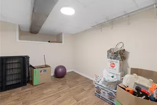 243 Killingly St, Providence, RI 02909 - Photo 11