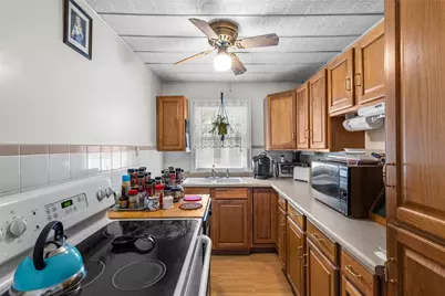 43 Virginia Avenue, Woonsocket, RI 02895 - Photo 9