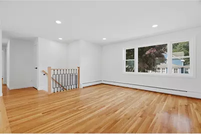 25 Stoneham Street, Cranston, RI 02920 - Photo 5