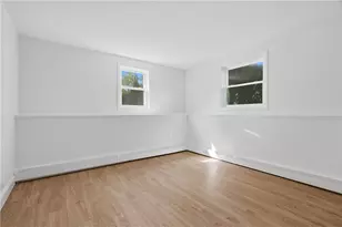 25 Stoneham St, Cranston, RI 02920 - Photo 31