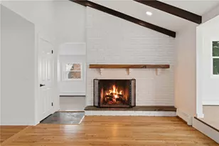 25 Stoneham St, Cranston, RI 02920 - Photo 13