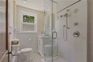 1536 Main Rd, Tiverton, RI 02878 - Photo 21