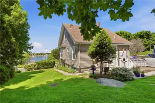 1536 Main Rd, Tiverton, RI 02878 - Photo 31