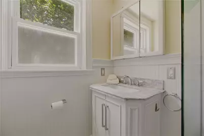 1536 Main Road, Tiverton, RI 02878 - Photo 21