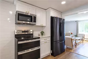 108 Western Promenade, Cranston, RI 02905 - Photo 11