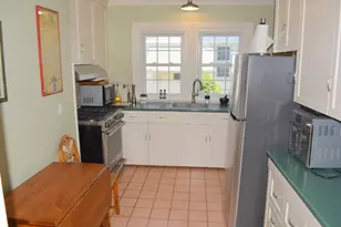 53 Russell Ave, East Providence, RI 02914 - Photo 11
