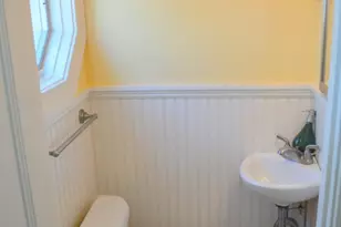 53 Russell Ave, East Providence, RI 02914 - Photo 21
