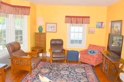 53 Russell Avenue, East Providence, RI 02914 - Photo 9