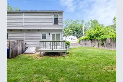 160 Bourne Avenue, East Providence, RI 02916 - Photo 3