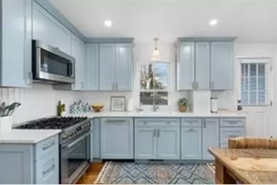 17 Willow Street, Newport, RI 02840 - Photo 11