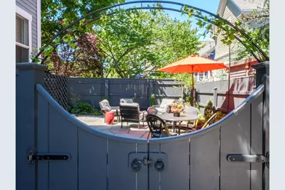17 Willow Street, Newport, RI 02840 - Photo 3