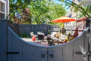 17 Willow St, Newport, RI 02840 - Photo 3