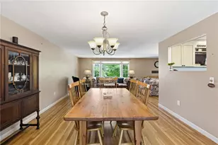 550 Algonquin Dr, Warwick, RI 02888 - Photo 9