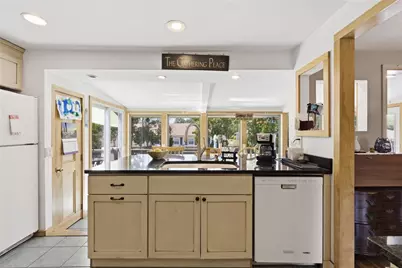 550 Algonquin Drive, Warwick, RI 02888 - Photo 15