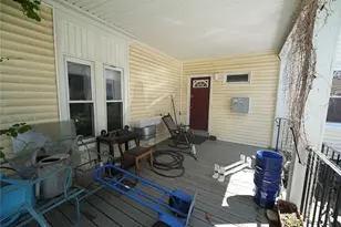 8 Washington St, Pawtucket, RI 02860 - Photo 9