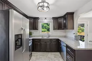 55 Blue Hill Dr, Warwick, RI 02886 - Photo 5