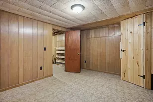 55 Blue Hill Dr, Warwick, RI 02886 - Photo 29