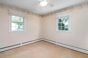 39 Wanda St, Narragansett, RI 02882 - Photo 15