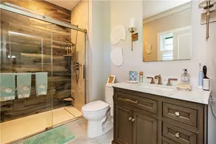 15 Castle St, East Greenwich, RI 02818 - Photo 21